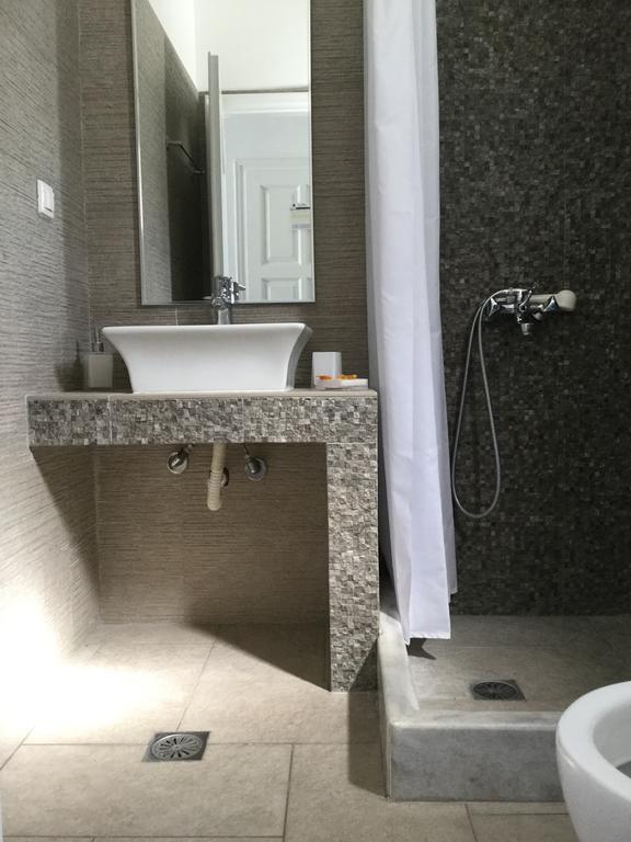 איוס חורה Rita'S Place Hotel מראה חיצוני תמונה