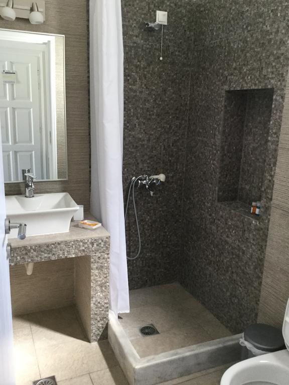 איוס חורה Rita'S Place Hotel מראה חיצוני תמונה