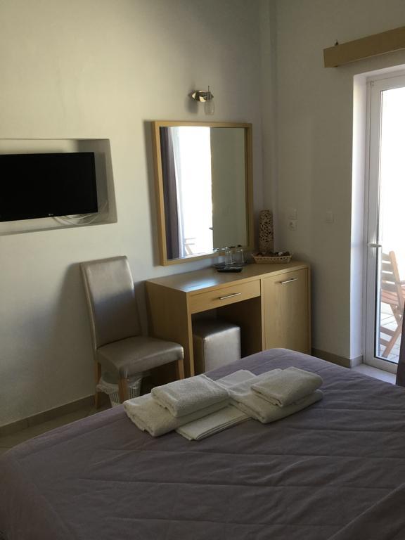 איוס חורה Rita'S Place Hotel מראה חיצוני תמונה
